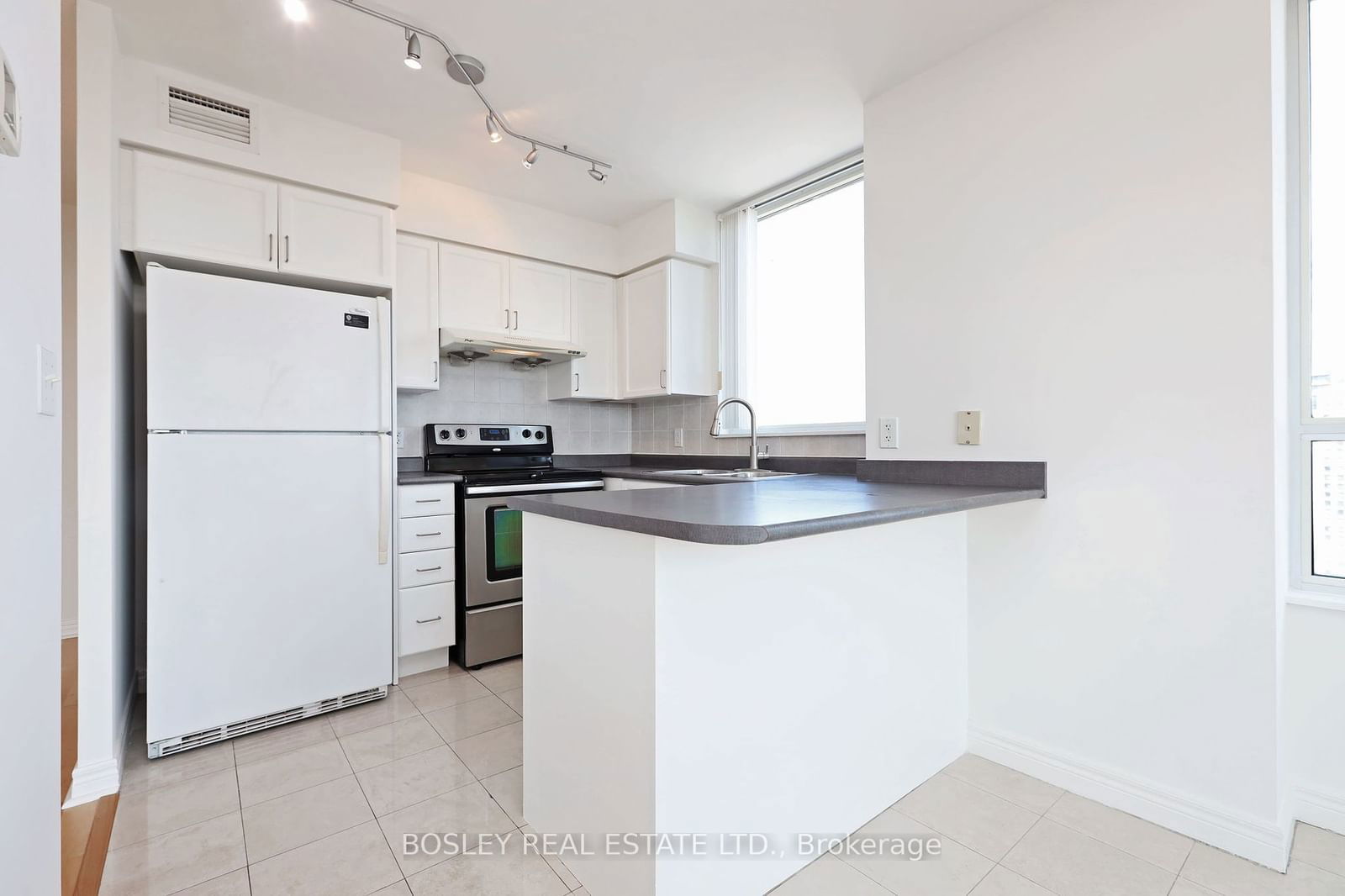 23 Hollywood Ave, unit 3605 for sale - image #14