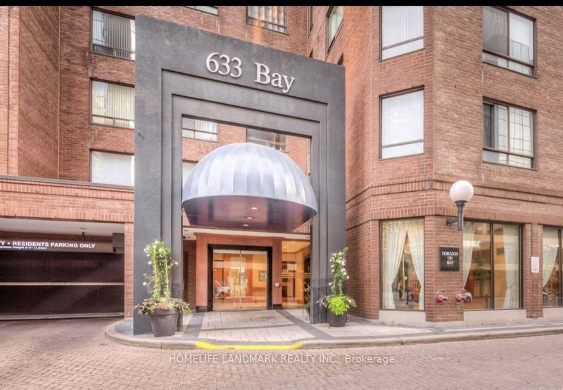 633 Bay St, unit 2413 for rent