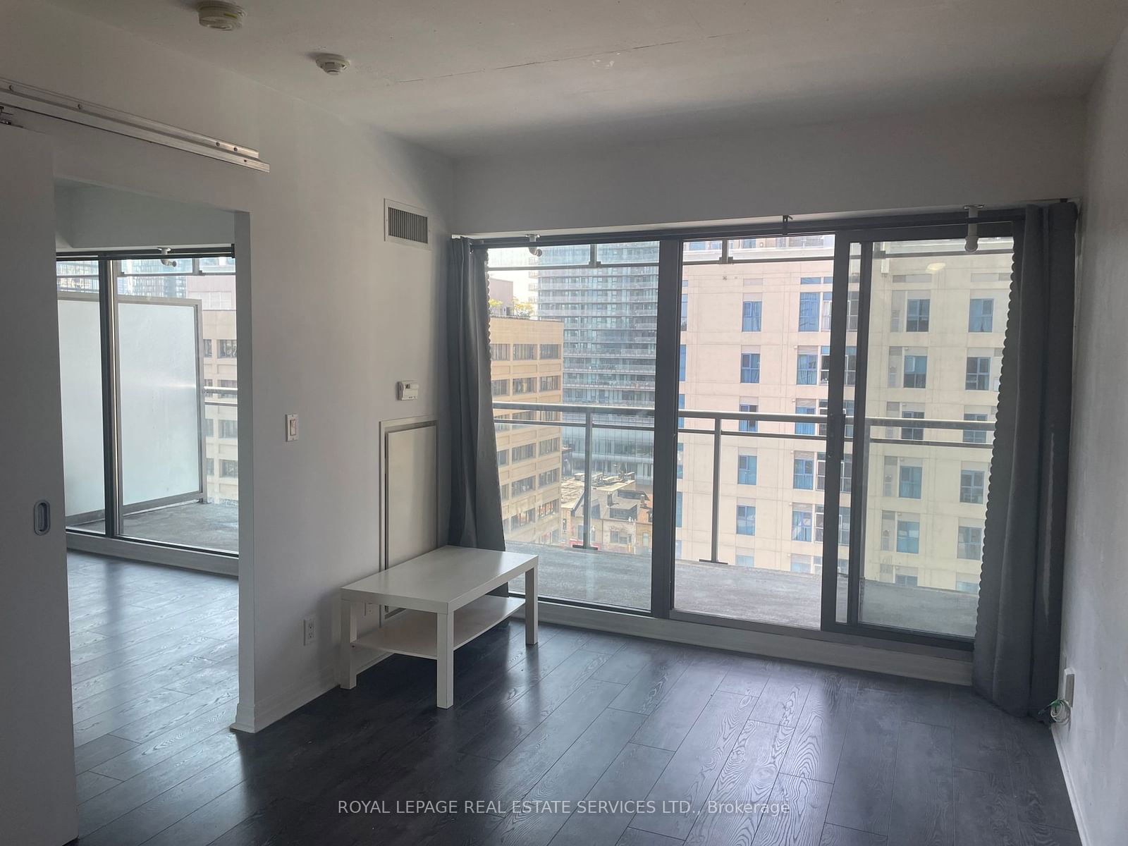 22 Wellesley St E, unit 1204 for rent