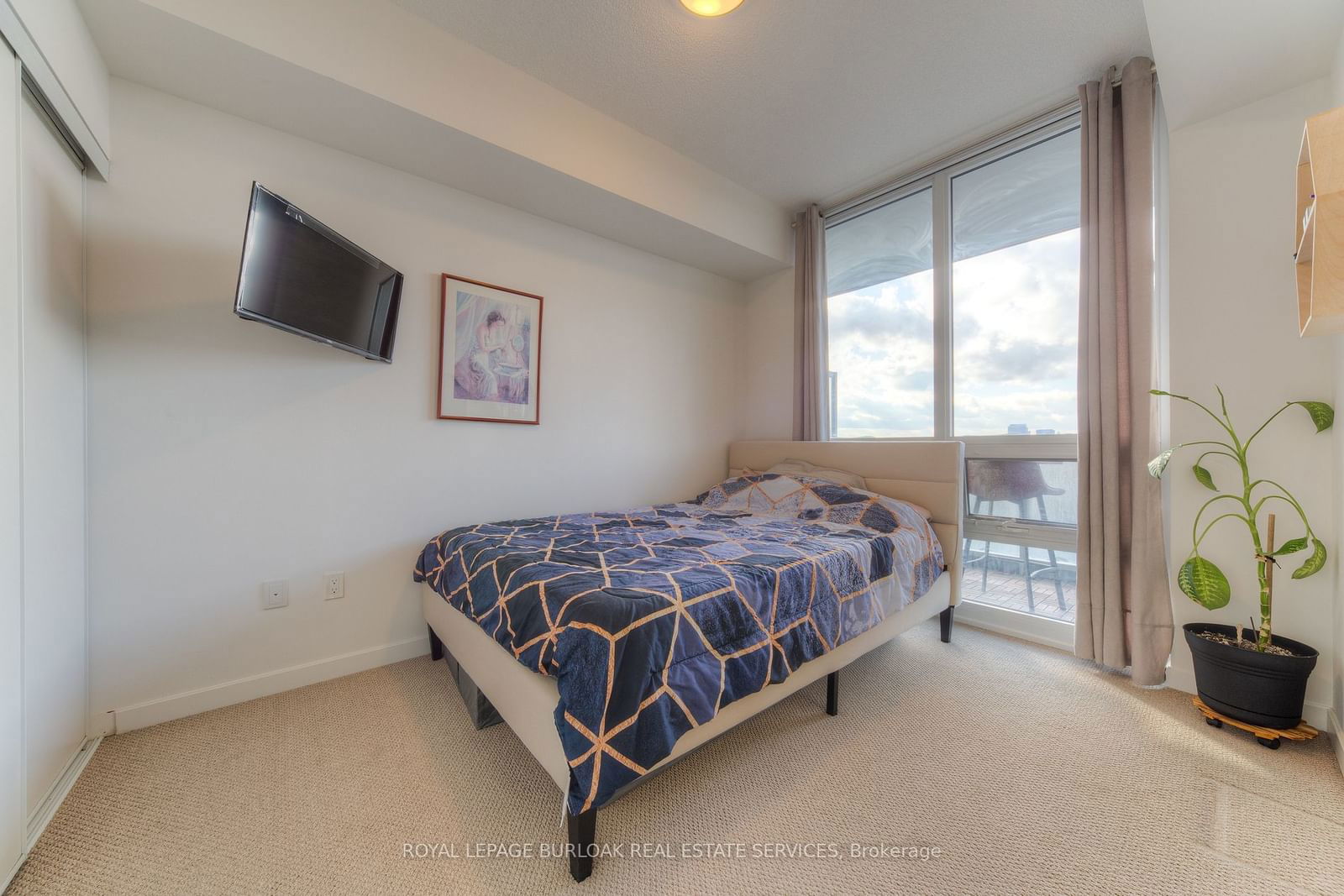 52 Forest Manor Rd, unit 401 for sale - image #10