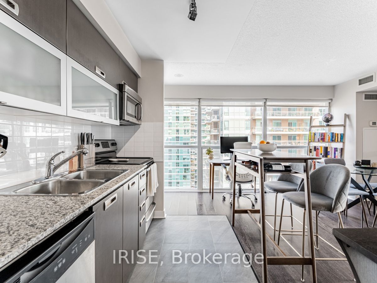 100 Western Battery Rd, unit 1602 for sale - image #4