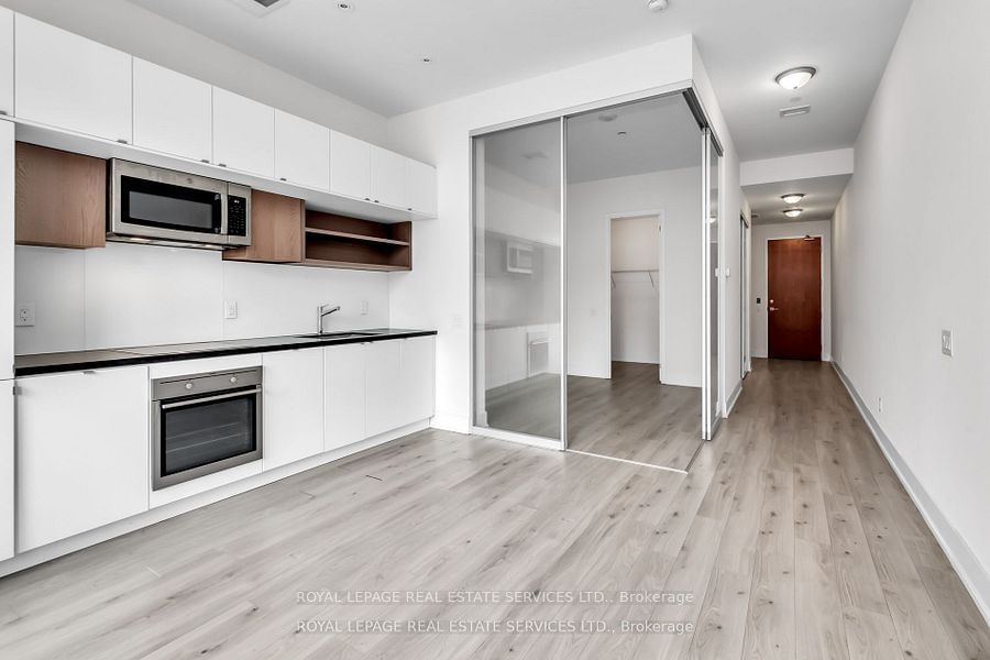 111 St Clair Ave W, unit 326 for rent - image #11