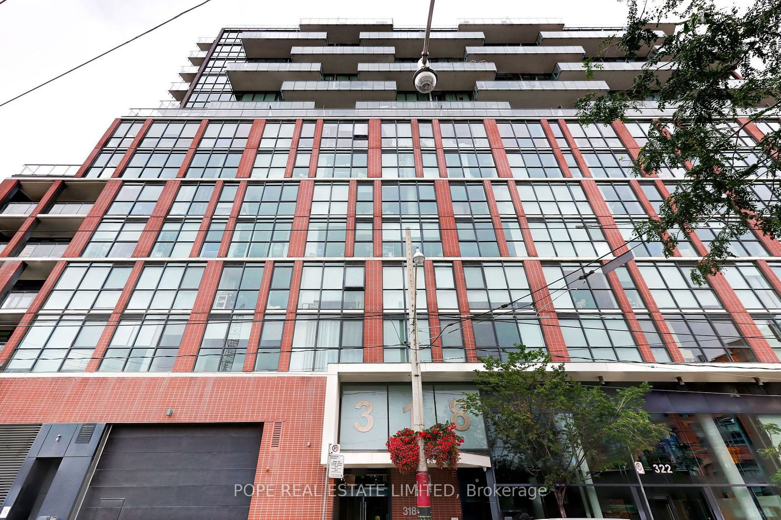 318 King St E, unit 716 for sale - image #1