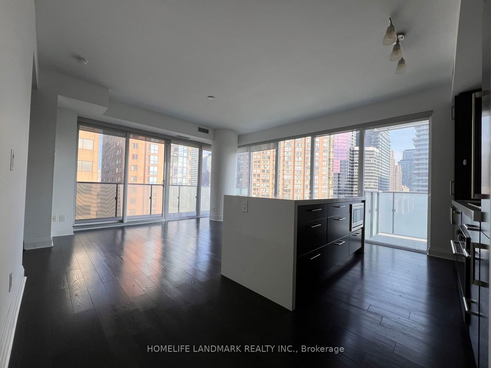 1080 Bay St, unit 1002 for rent