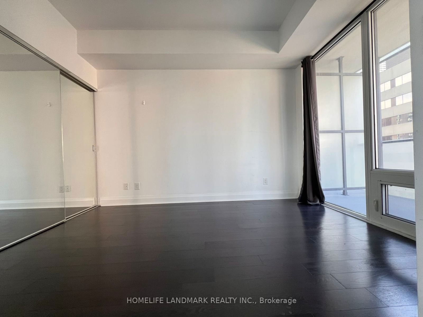 1080 Bay St, unit 1002 for rent - image #8