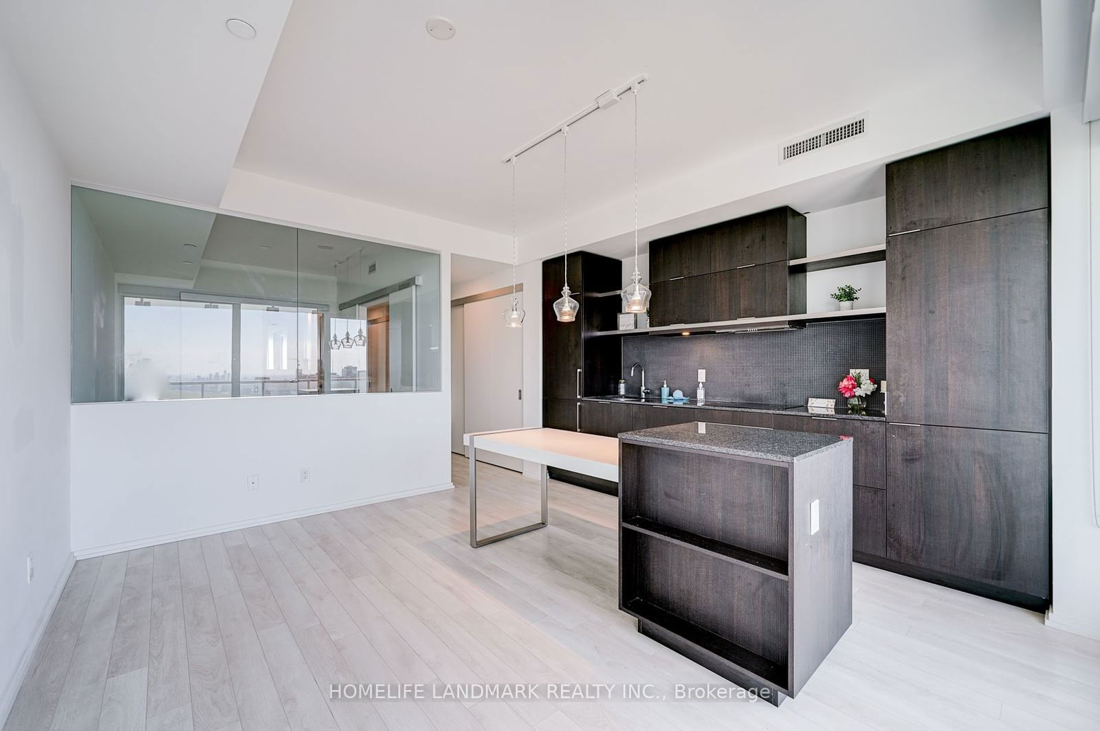 197 Yonge St, unit 4211 for sale