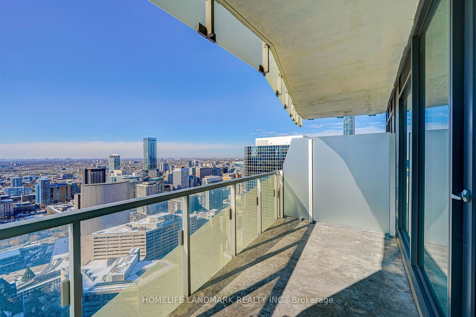 197 Yonge St, unit 4211 for sale