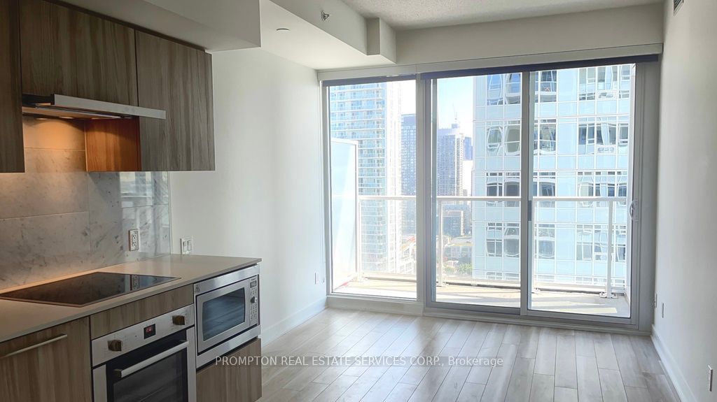 19 Bathurst St, unit 3110 for rent - image #13