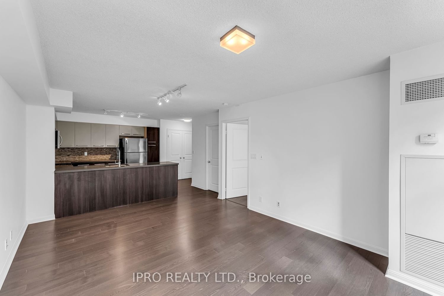 11 St Joseph St, unit 505 for sale