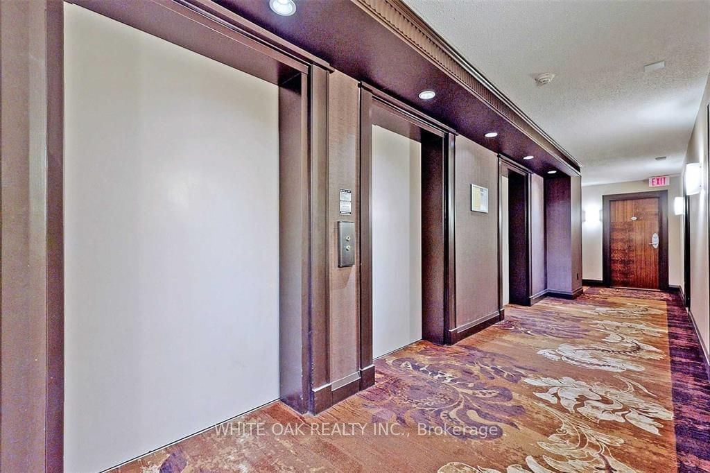 8 Rean Dr, unit 612 for rent - image #3