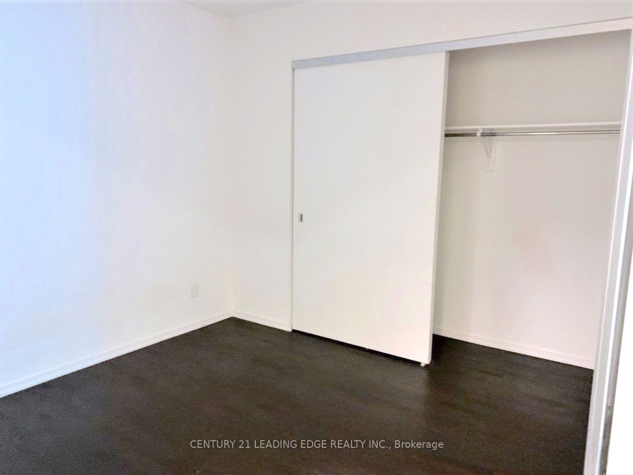 1 Bloor St E, unit 416 for rent - image #18