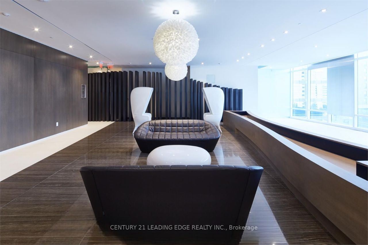 1 Bloor St E, unit 416 for rent - image #37