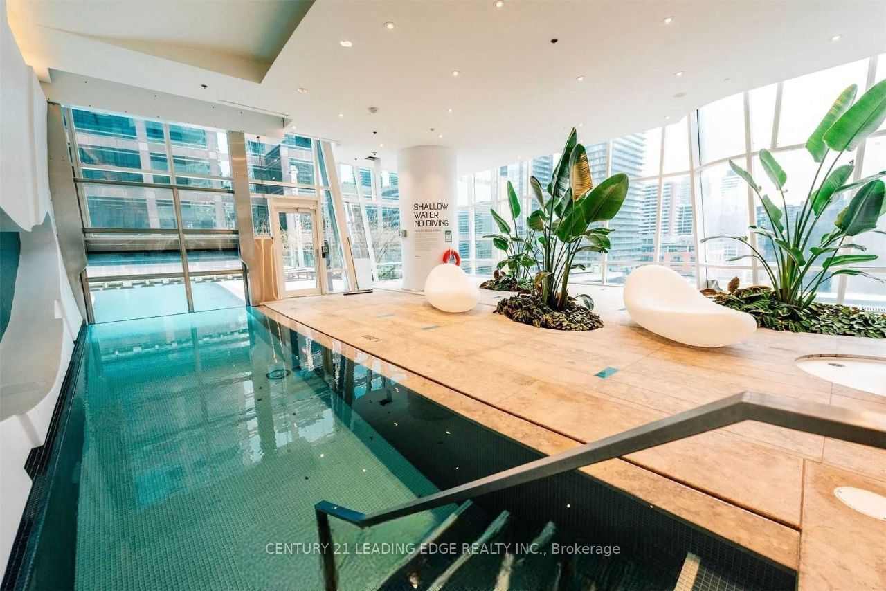 1 Bloor St E, unit 416 for rent - image #6