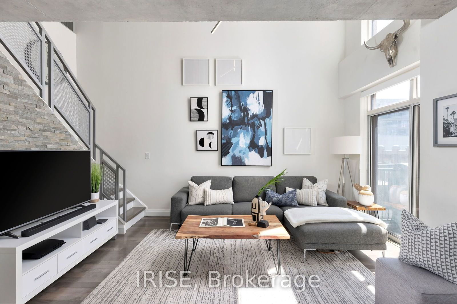 800 King St W, unit PH807 for sale - image #3