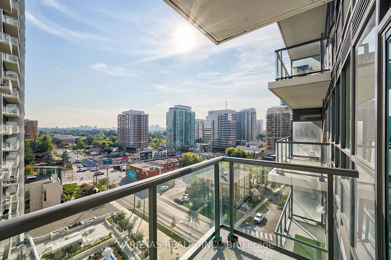 68 Canterbury Pl, unit 1012 for sale - image #27