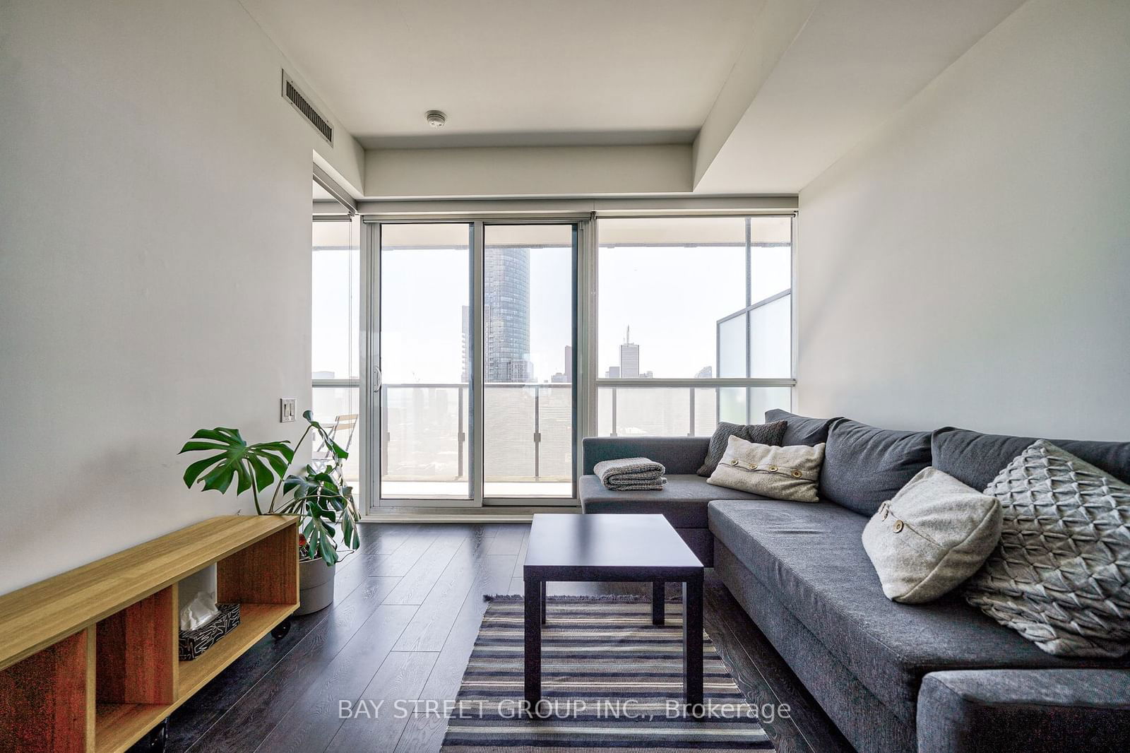 15 Grenville St, unit 4301 for sale - image #16