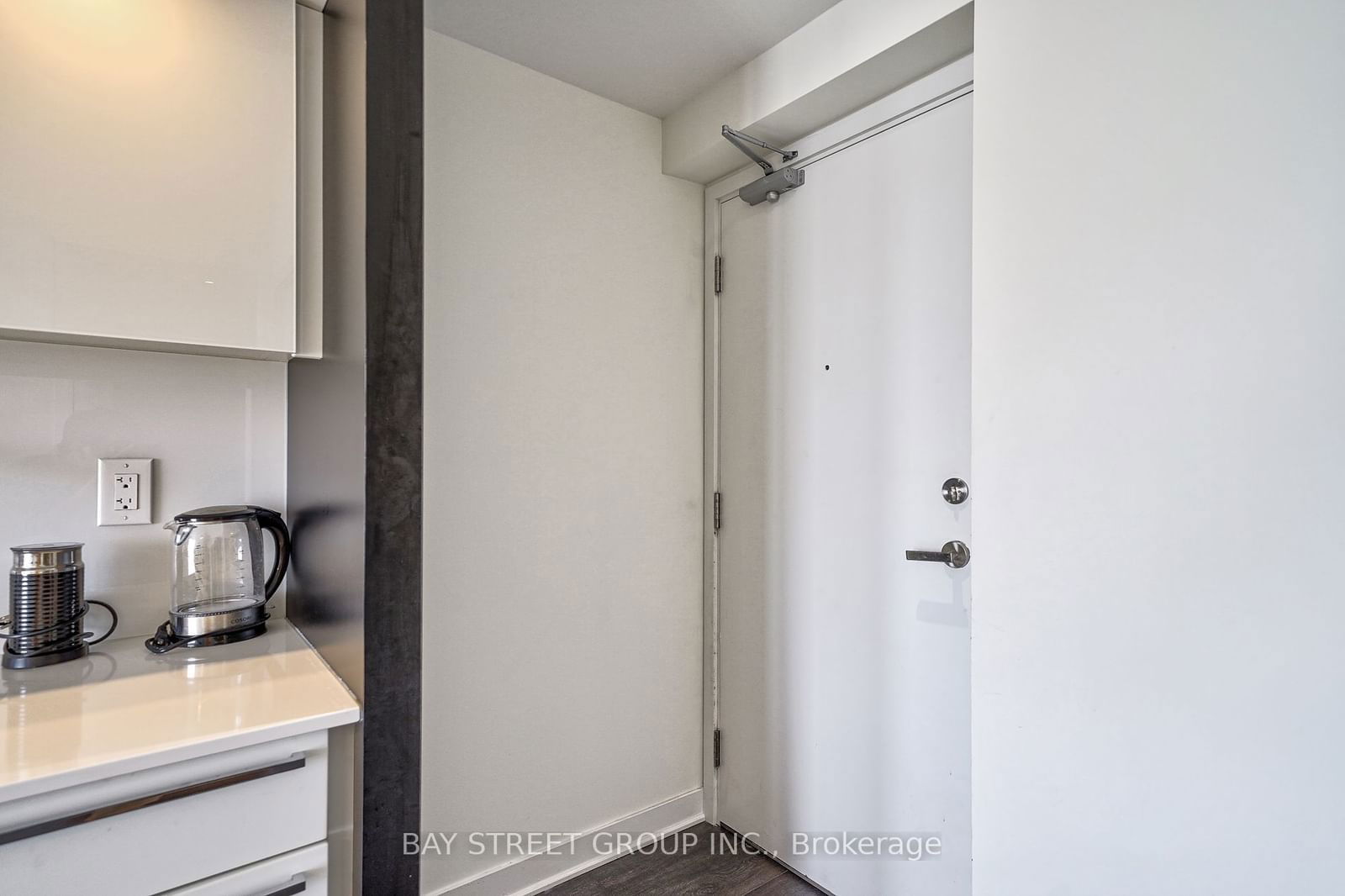 15 Grenville St, unit 4301 for sale - image #4