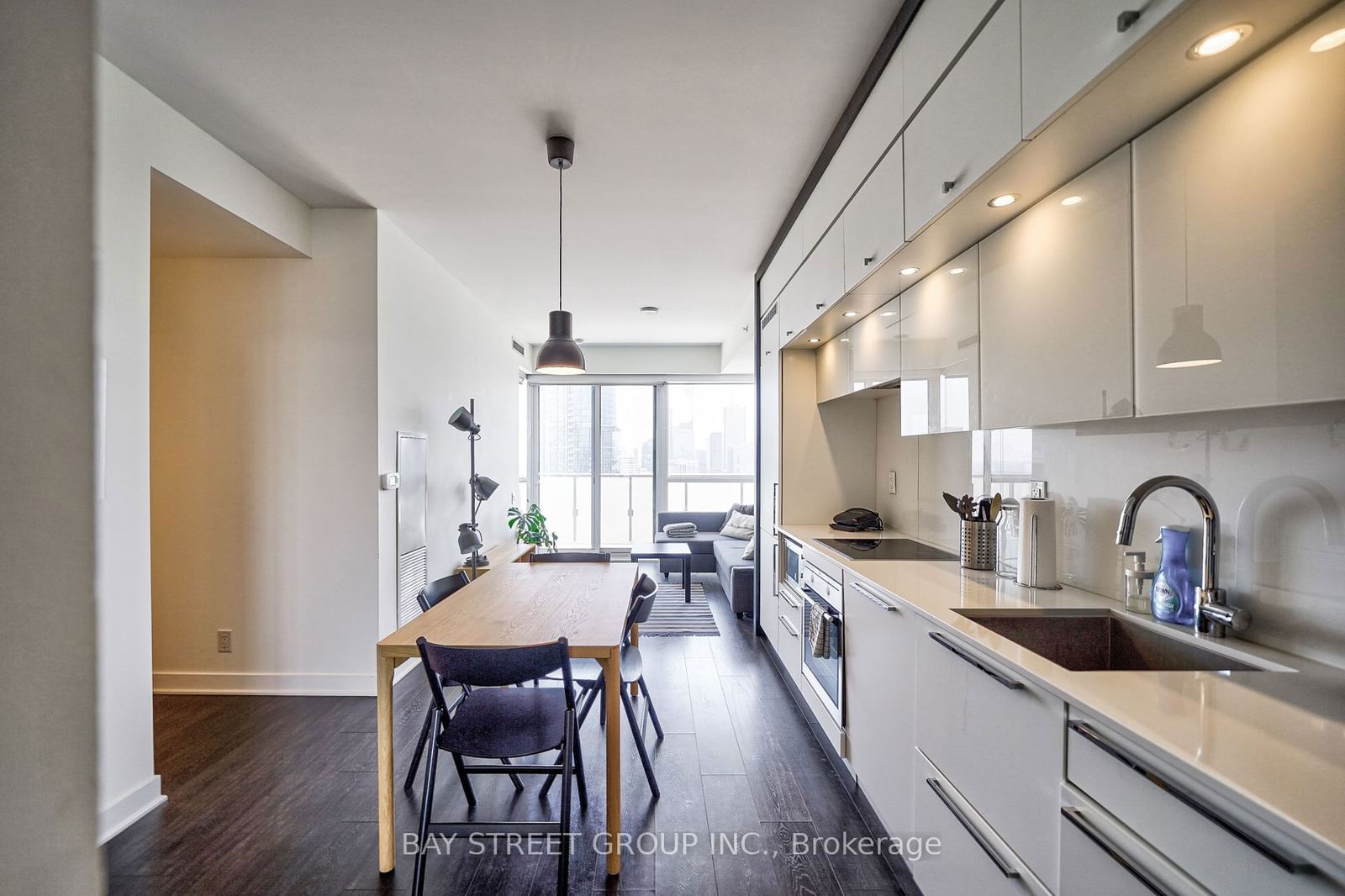 15 Grenville St, unit 4301 for sale - image #5