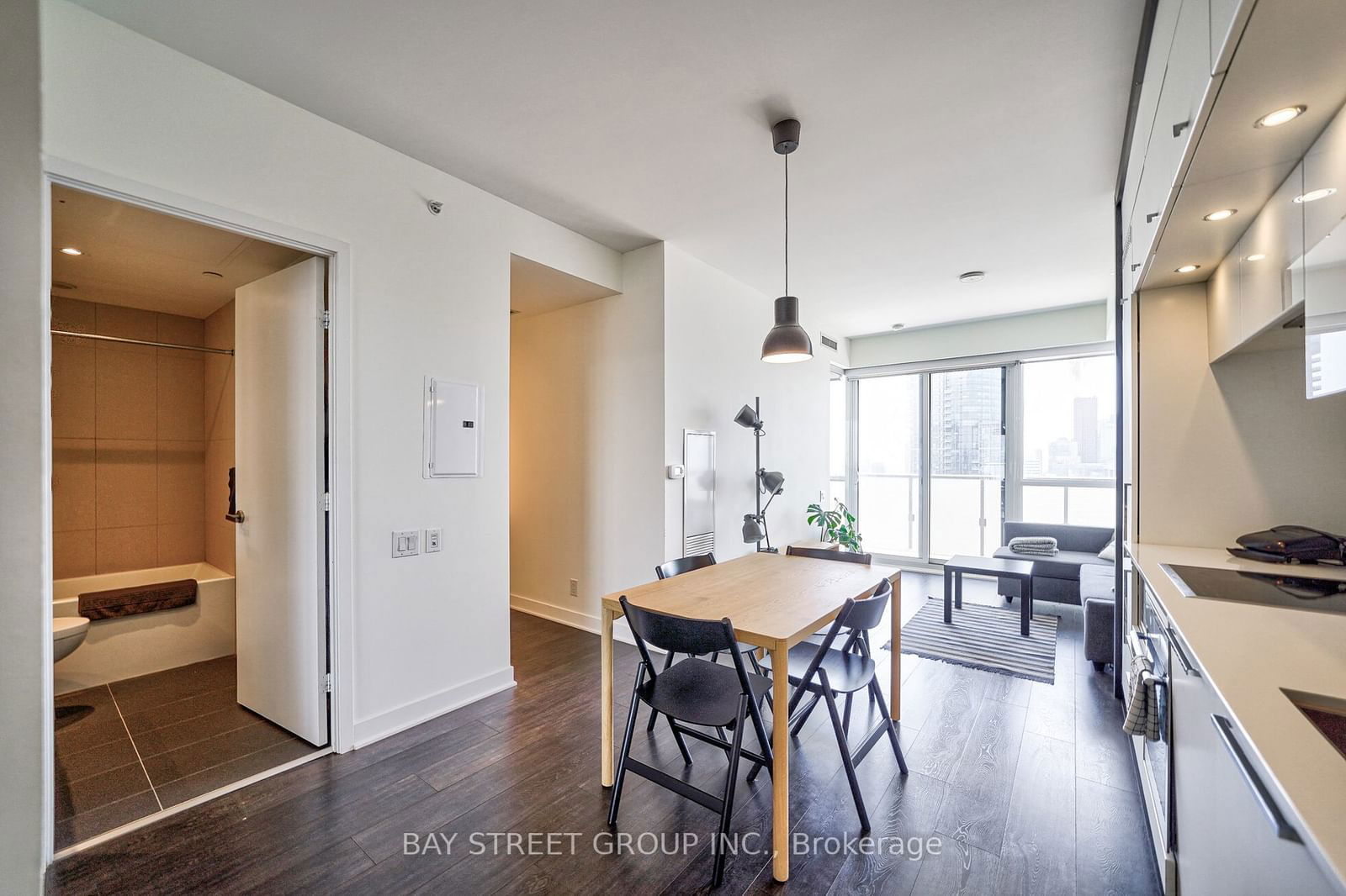 15 Grenville St, unit 4301 for sale - image #6