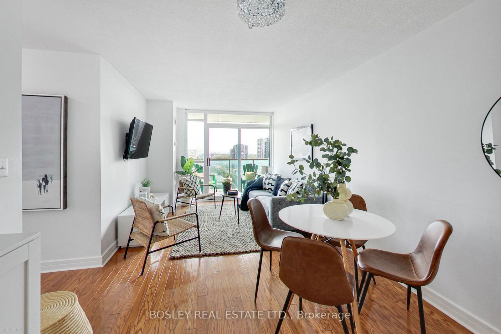 16 Harrison Garden Blvd, unit 1210 for sale - image #10