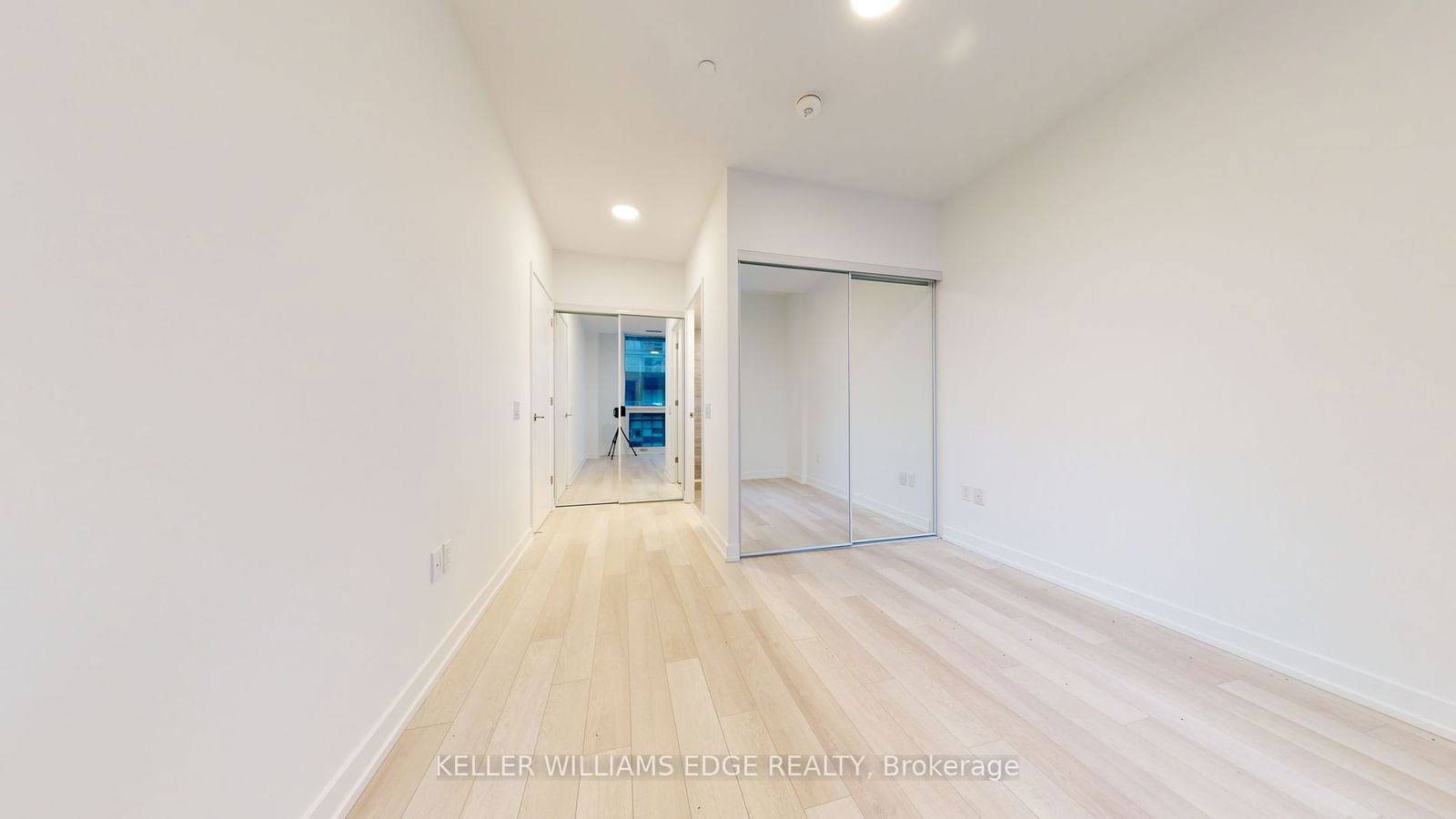 39 Roehampton Ave, unit 411 for sale - image #25