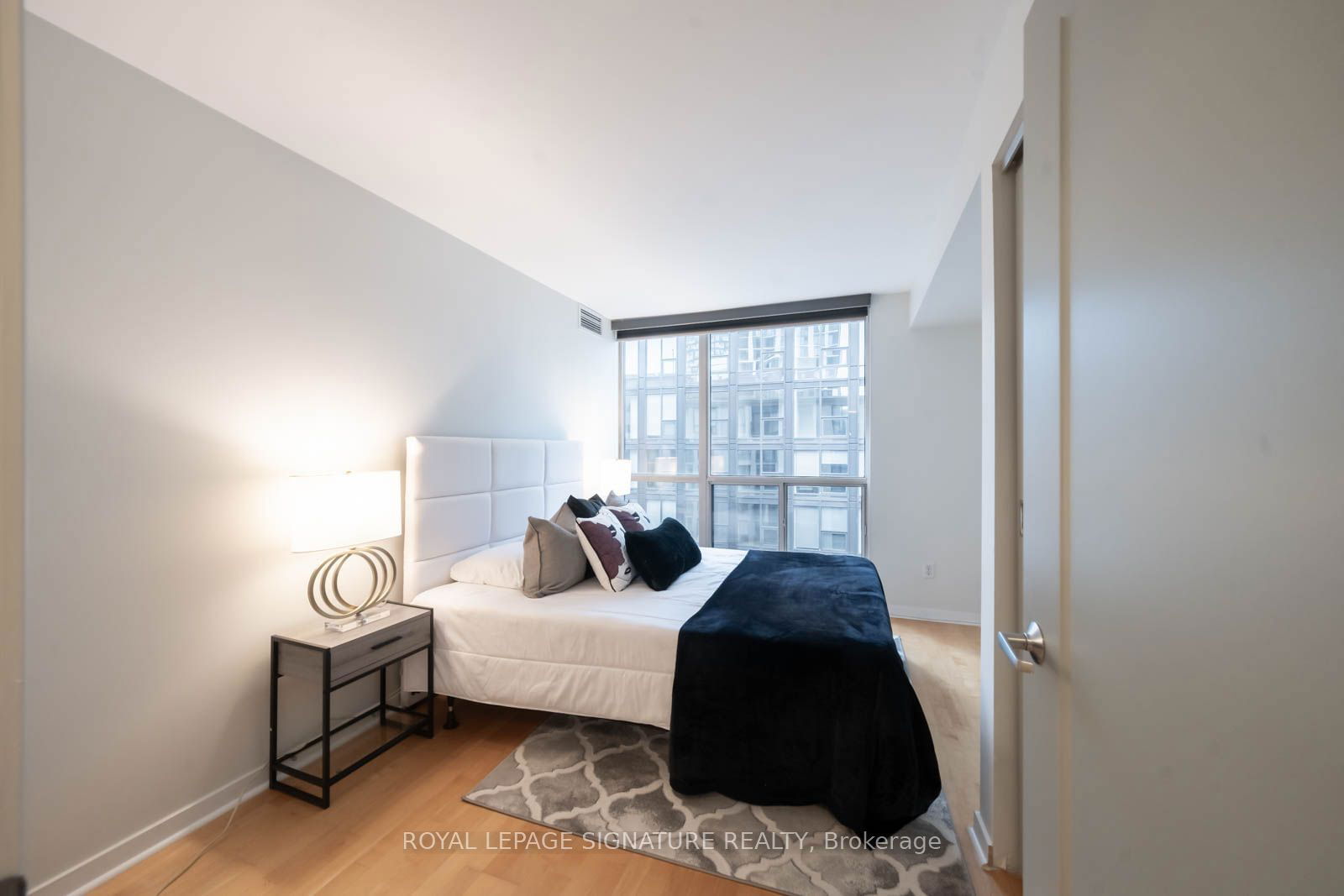 75 Dalhousie St, unit 1105 for sale