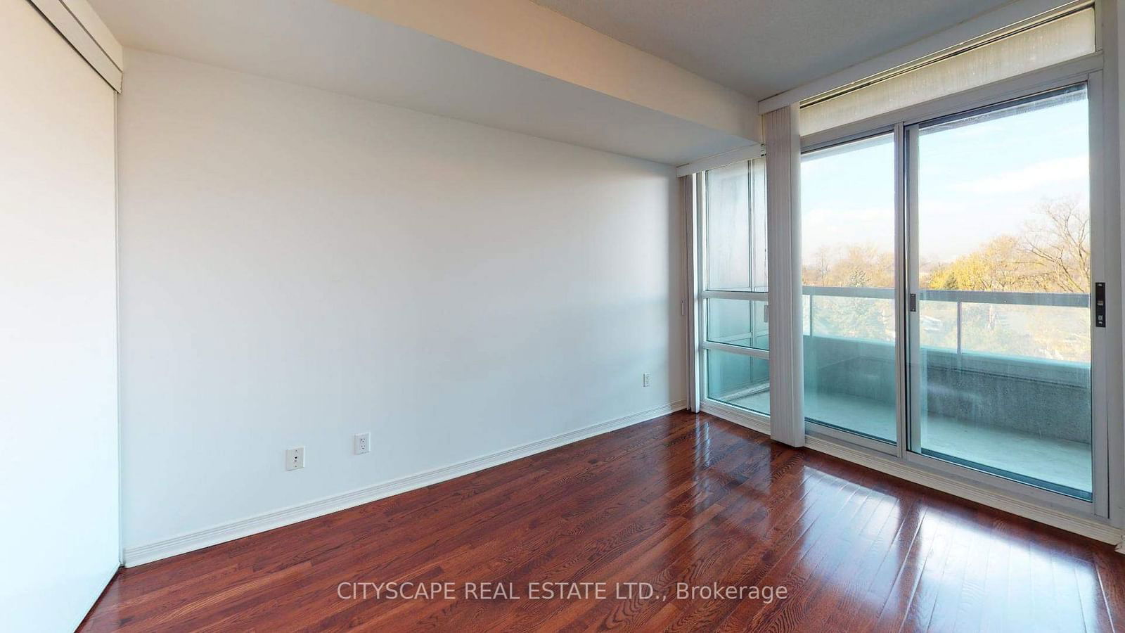 503 Beecroft Rd, unit 610 for rent