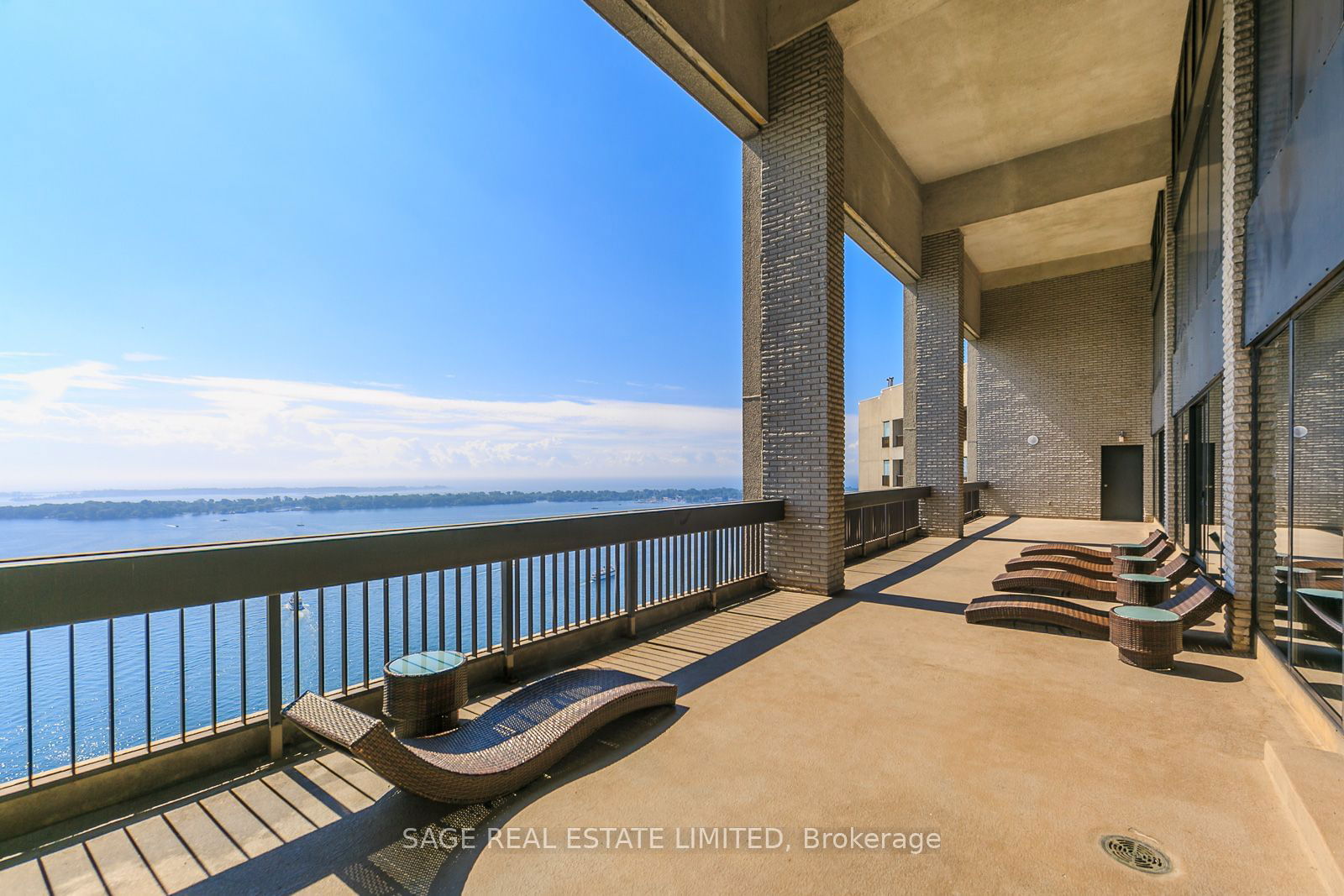 33 Harbour Sq, unit 3206 for rent - image #16