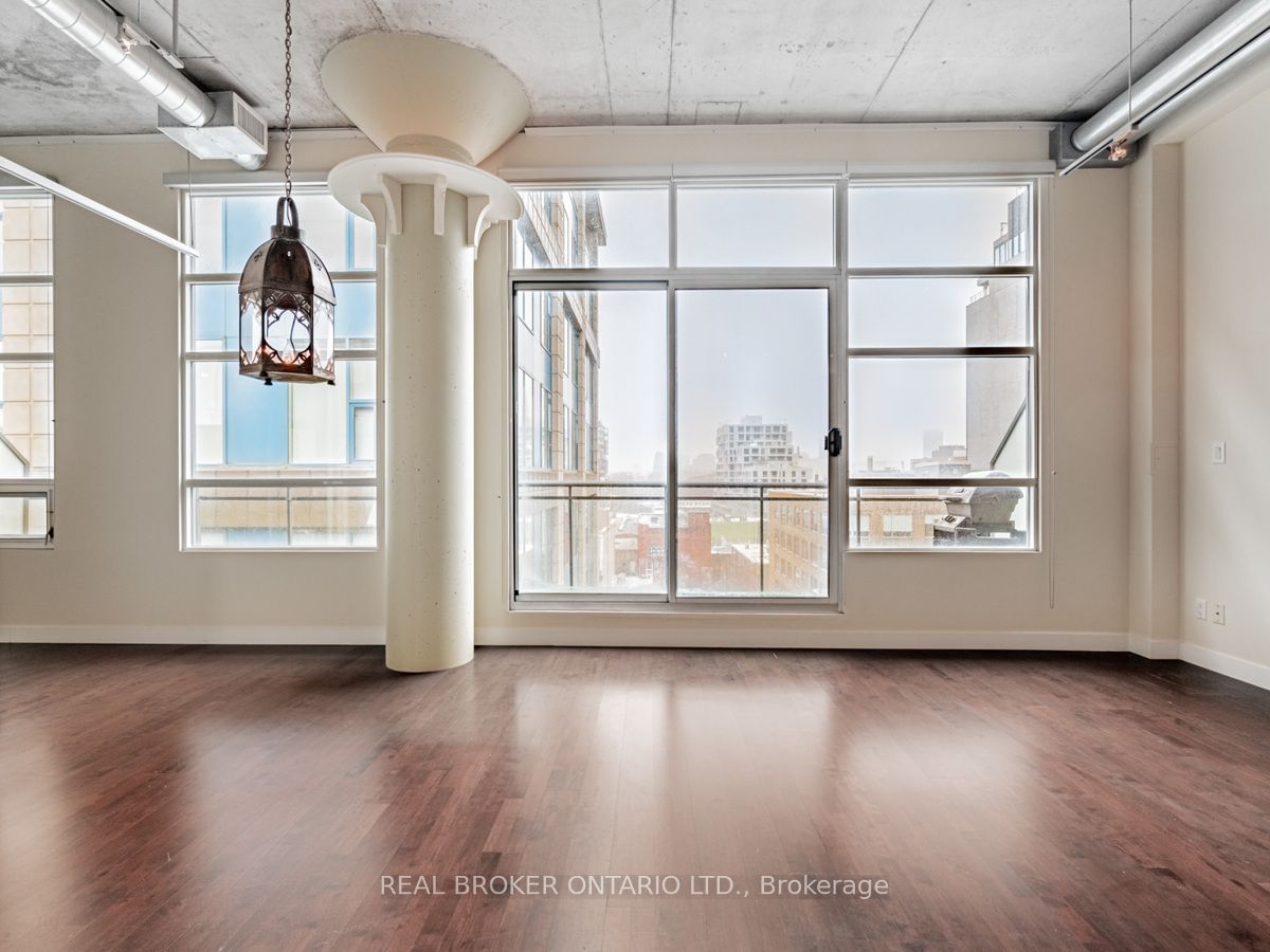 42 Camden St, unit 902 for rent - image #16