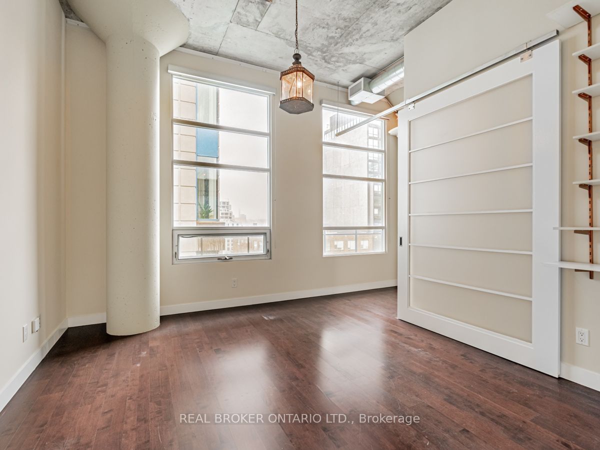 42 Camden St, unit 902 for rent - image #20