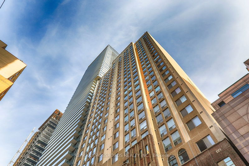 25 Grenville St, unit 1604 for sale - image #1