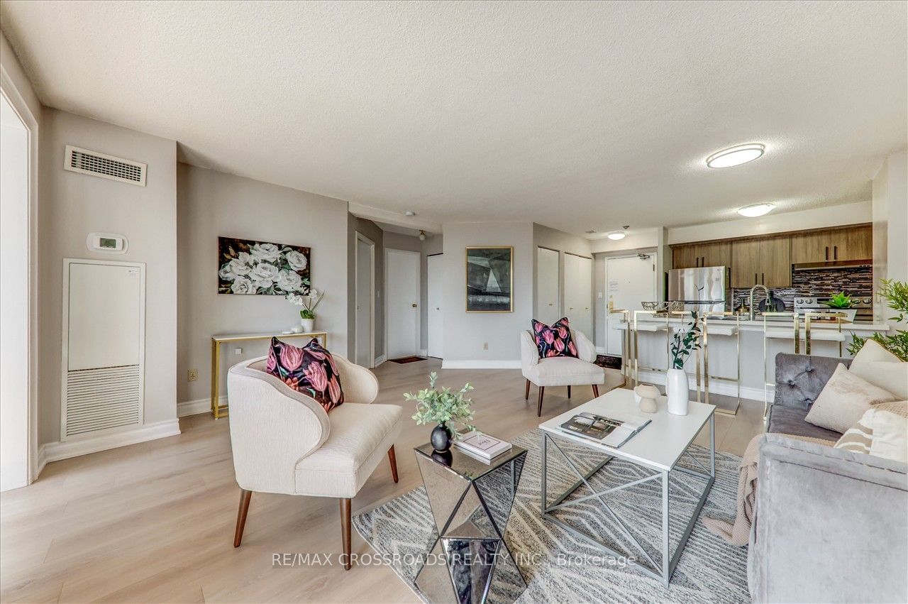 25 Grenville St, unit 1604 for sale - image #18