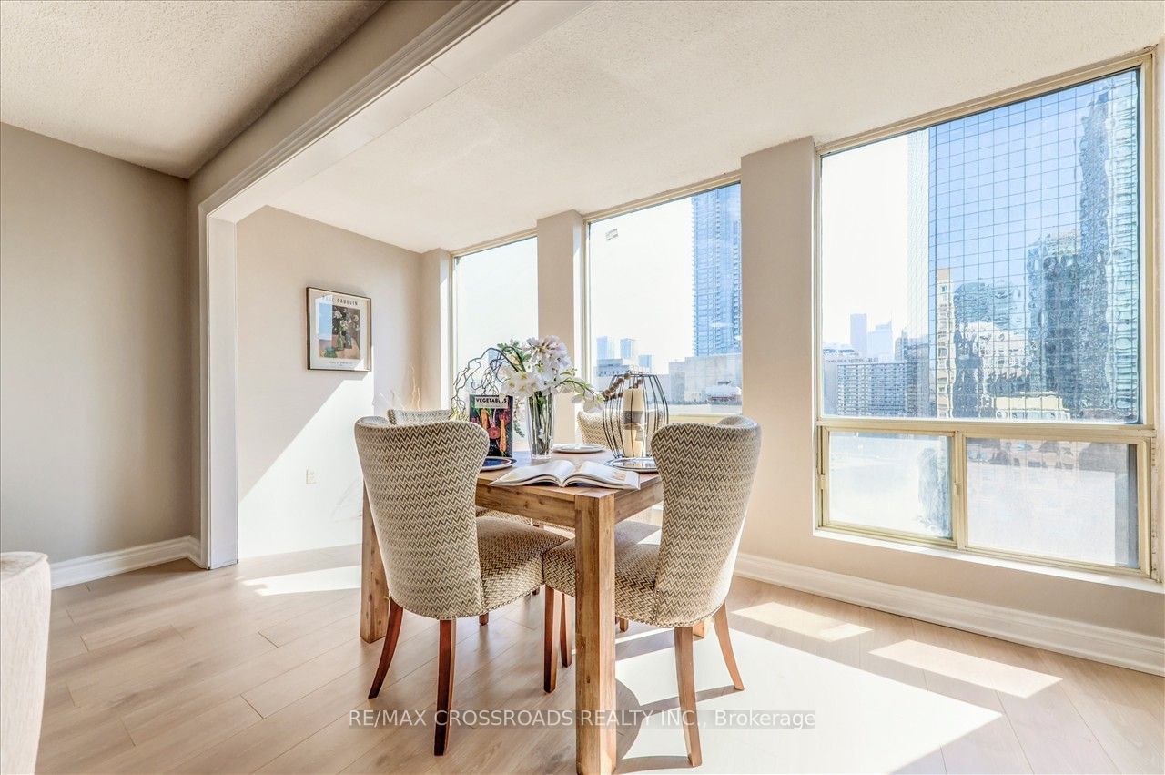 25 Grenville St, unit 1604 for sale - image #20