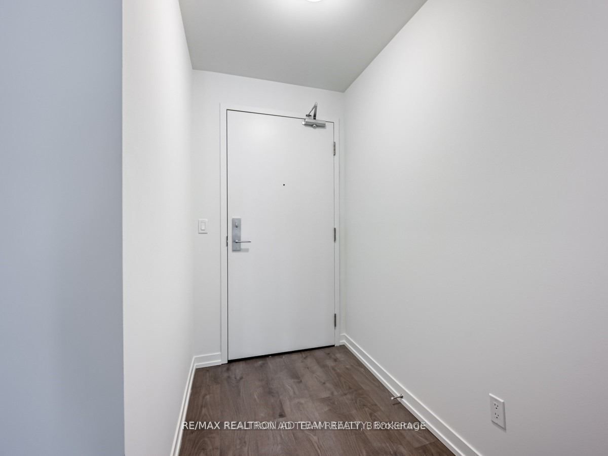 49 East Liberty St, unit 812 for rent