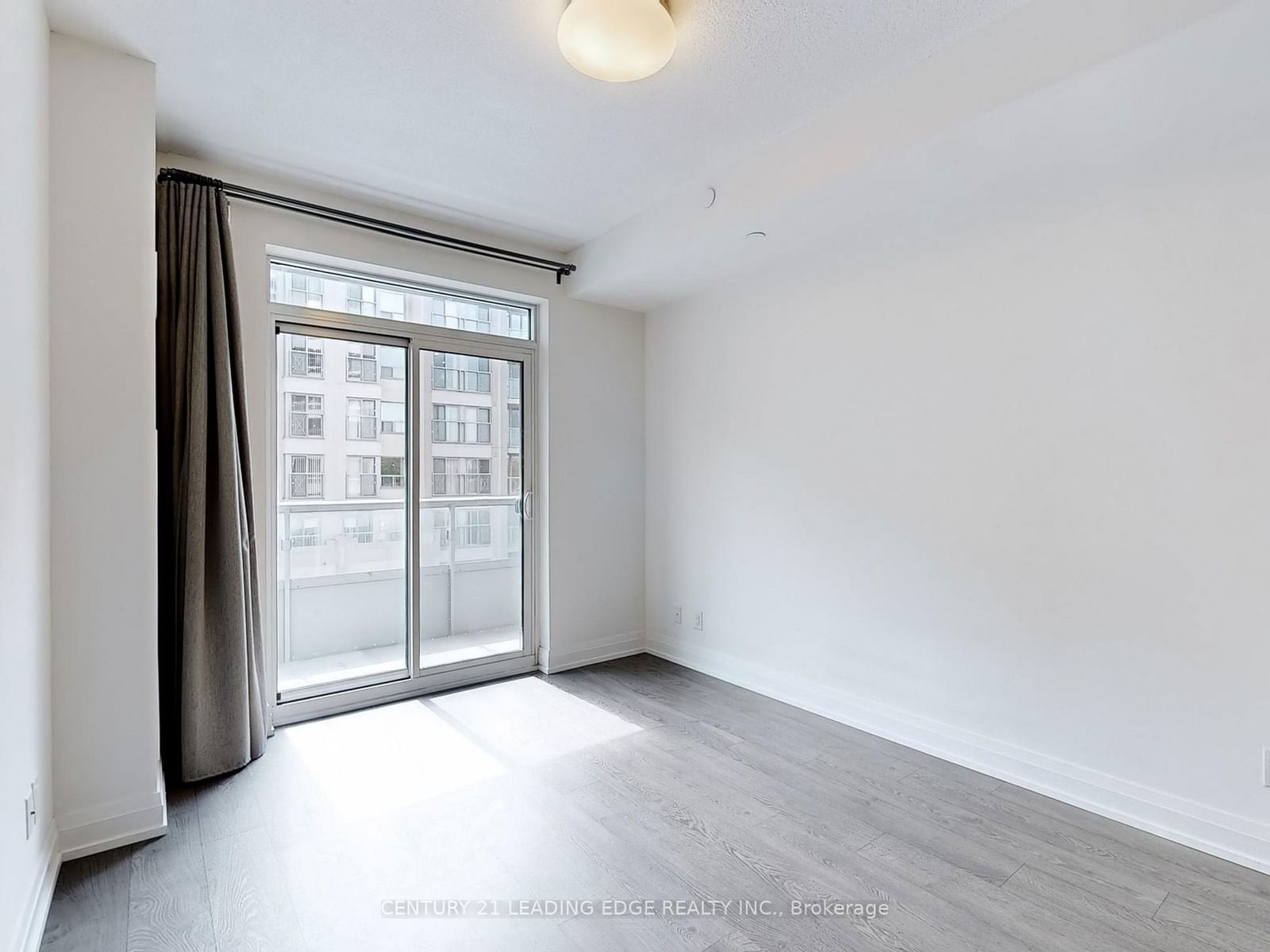 591 Sheppard Ave E, unit 607 for rent - image #3