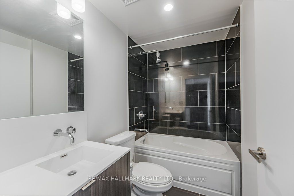 88 Harbour St, unit 4209 for rent - image #6