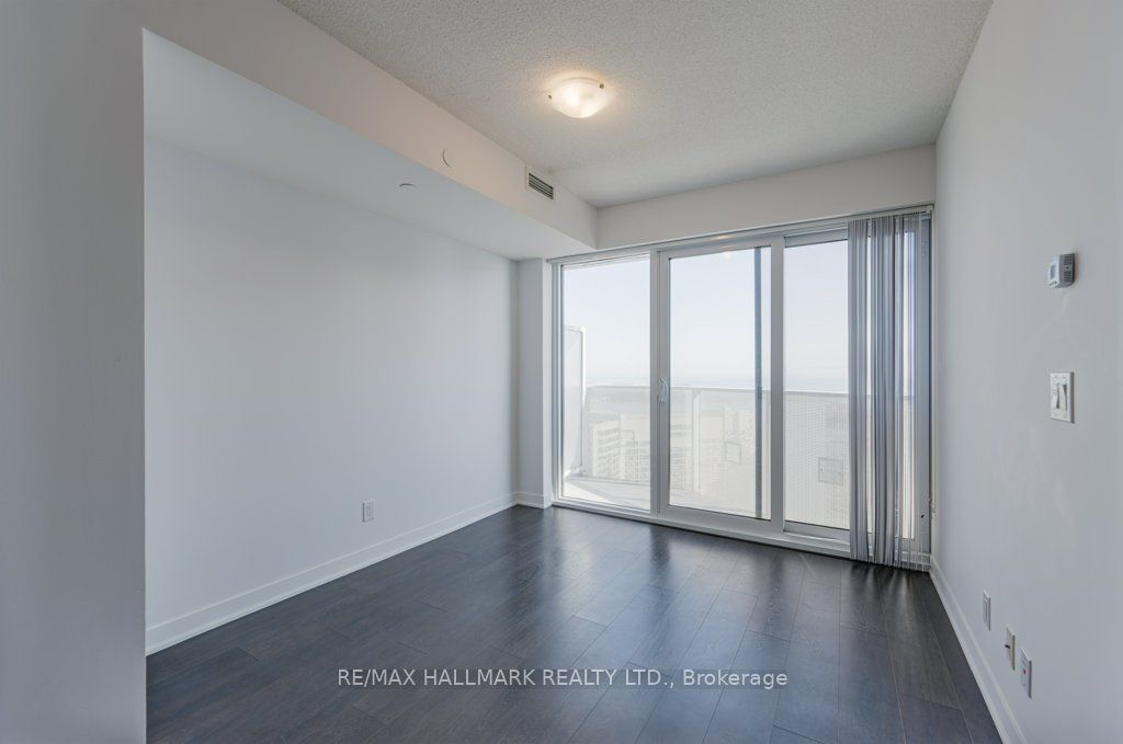 88 Harbour St, unit 4209 for rent - image #7