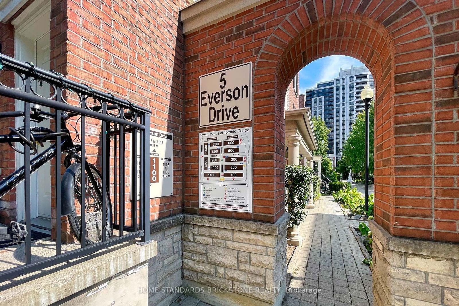 5 Everson Dr, unit 1507 for sale