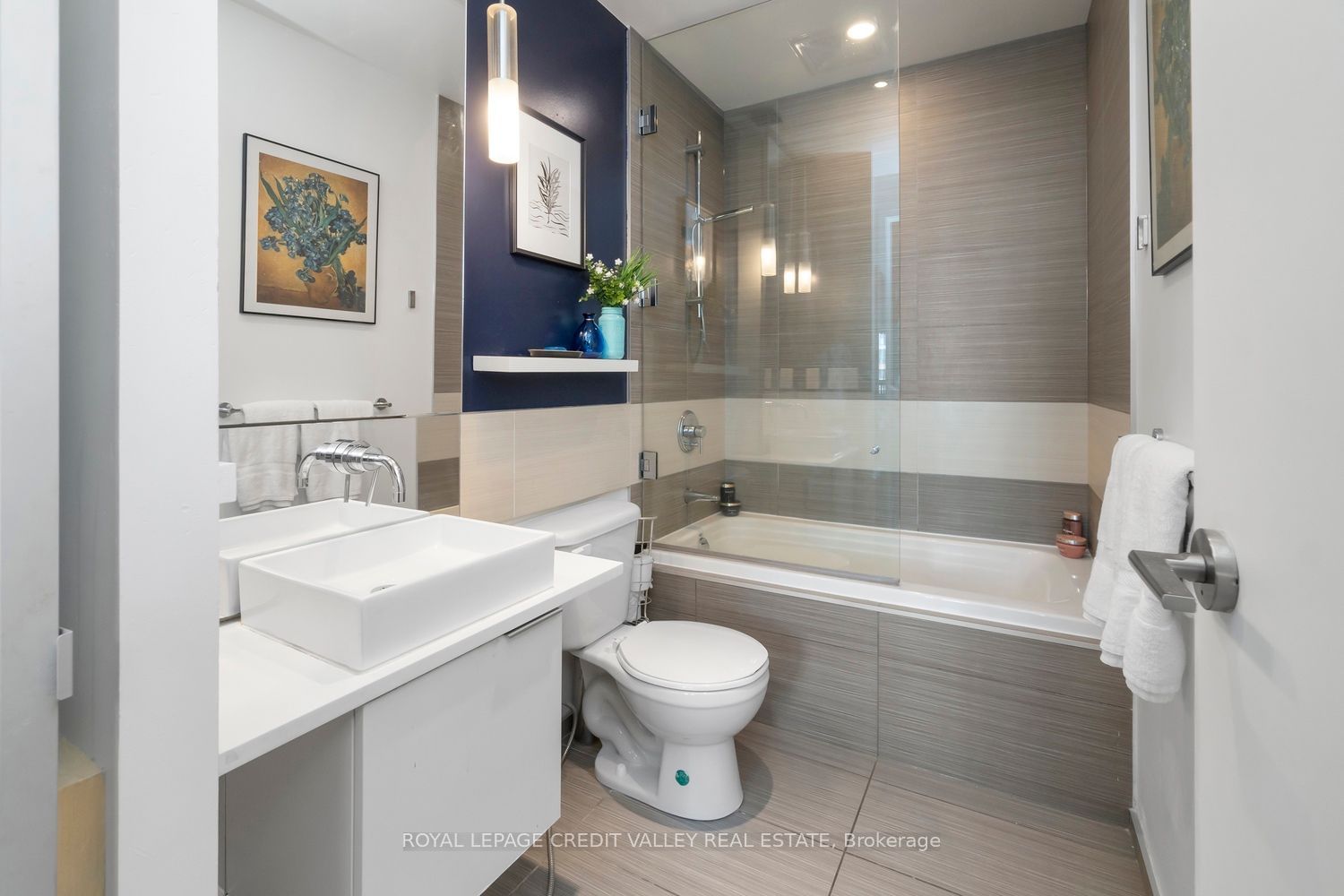 8 Charlotte St, unit 1003 for sale - image #16