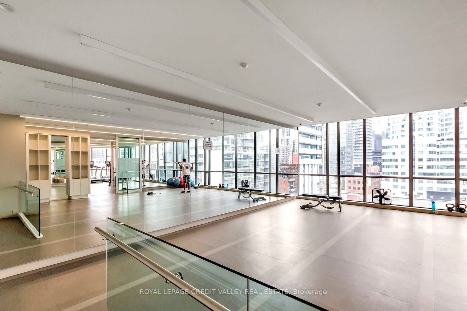 8 Charlotte St, unit 1003 for sale - image #21