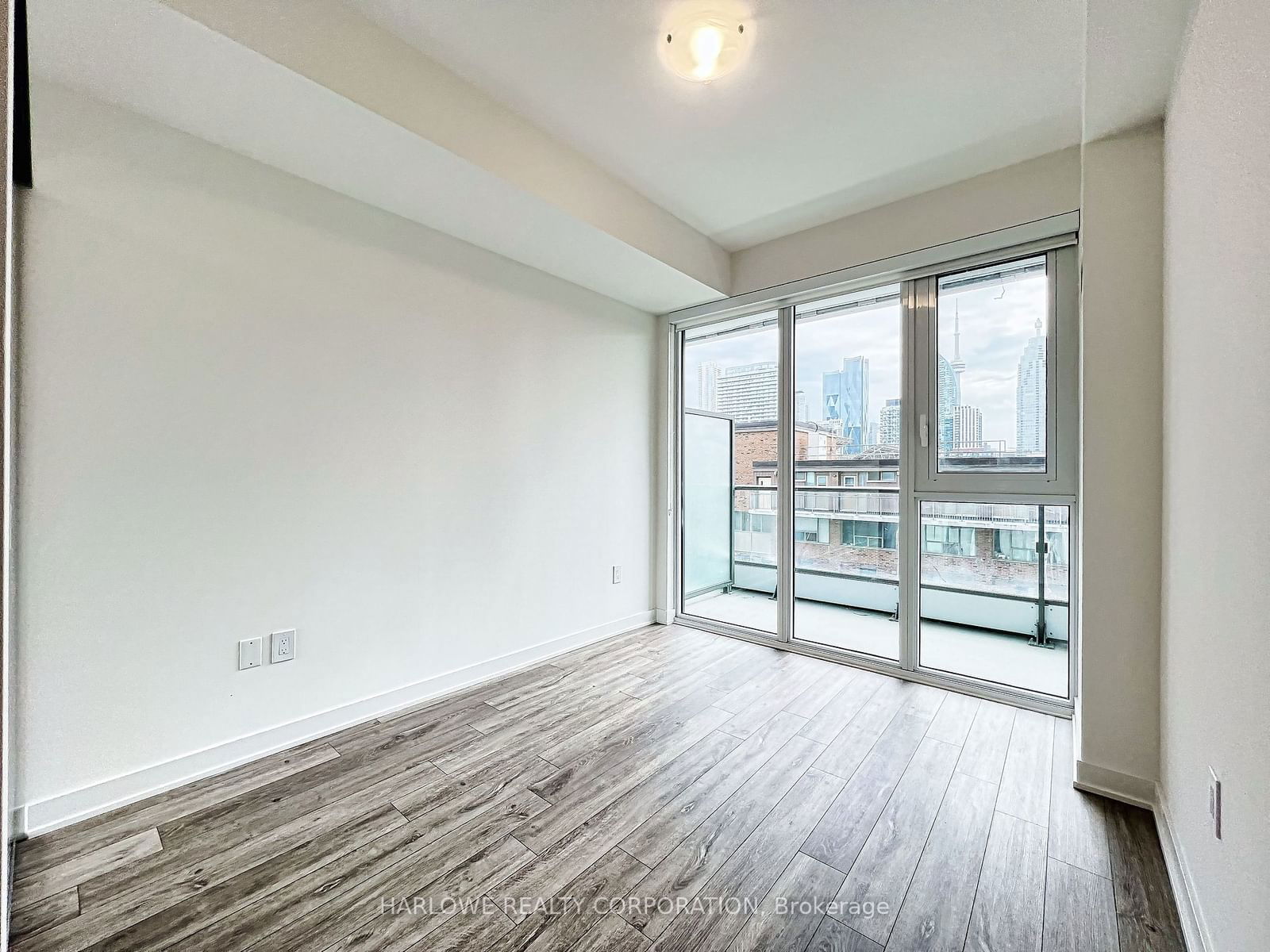 121 Lower Sherbourne St, unit 656 SW for rent - image #17