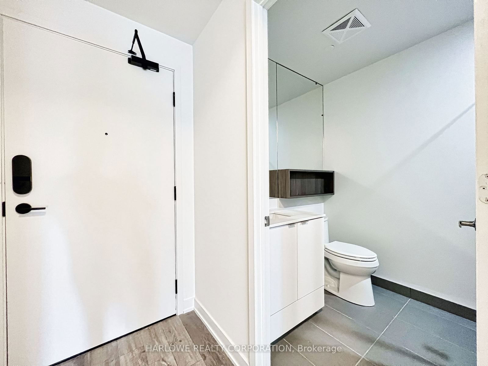 121 Lower Sherbourne St, unit 656 SW for rent - image #23