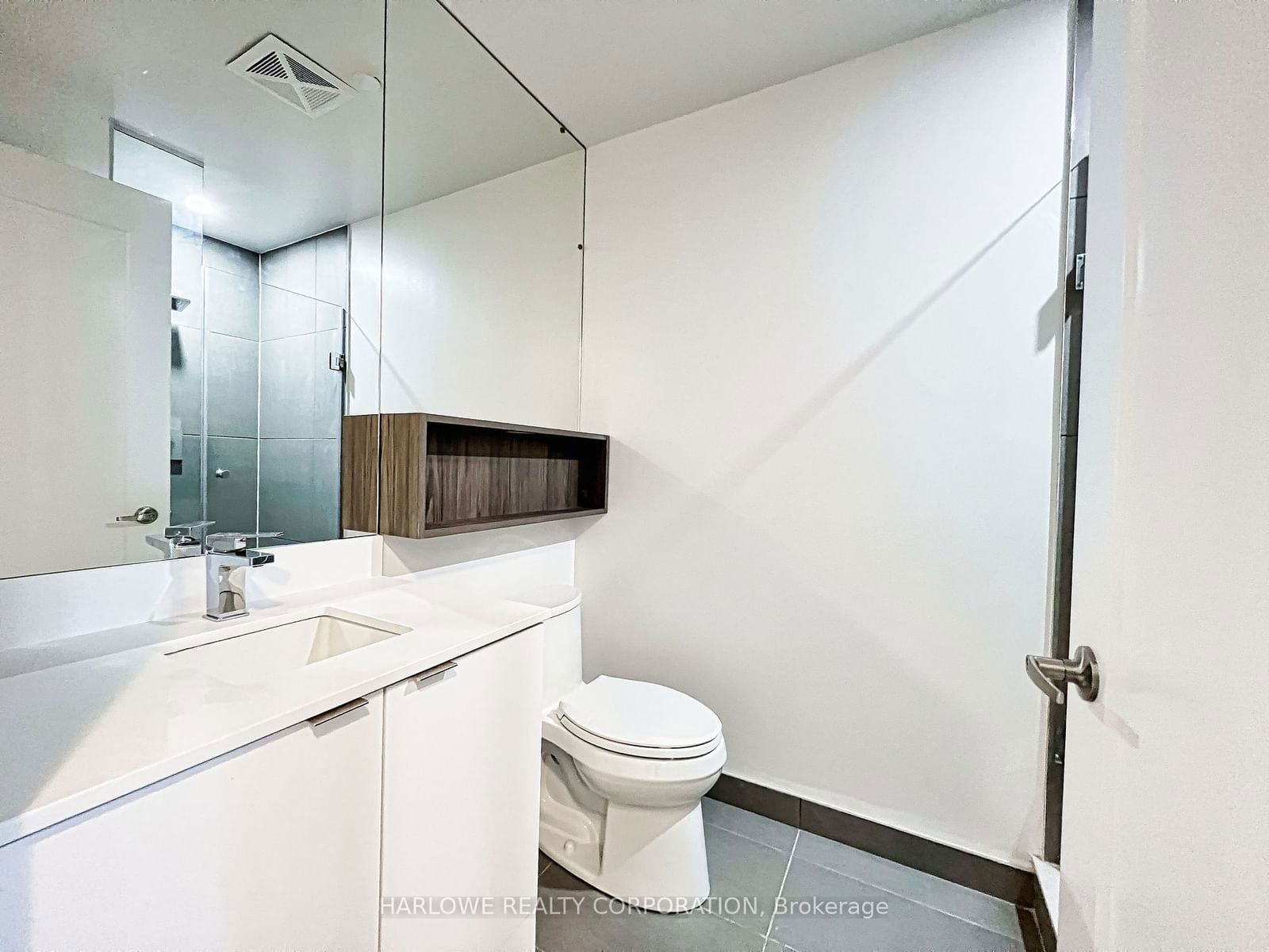 121 Lower Sherbourne St, unit 656 SW for rent - image #24