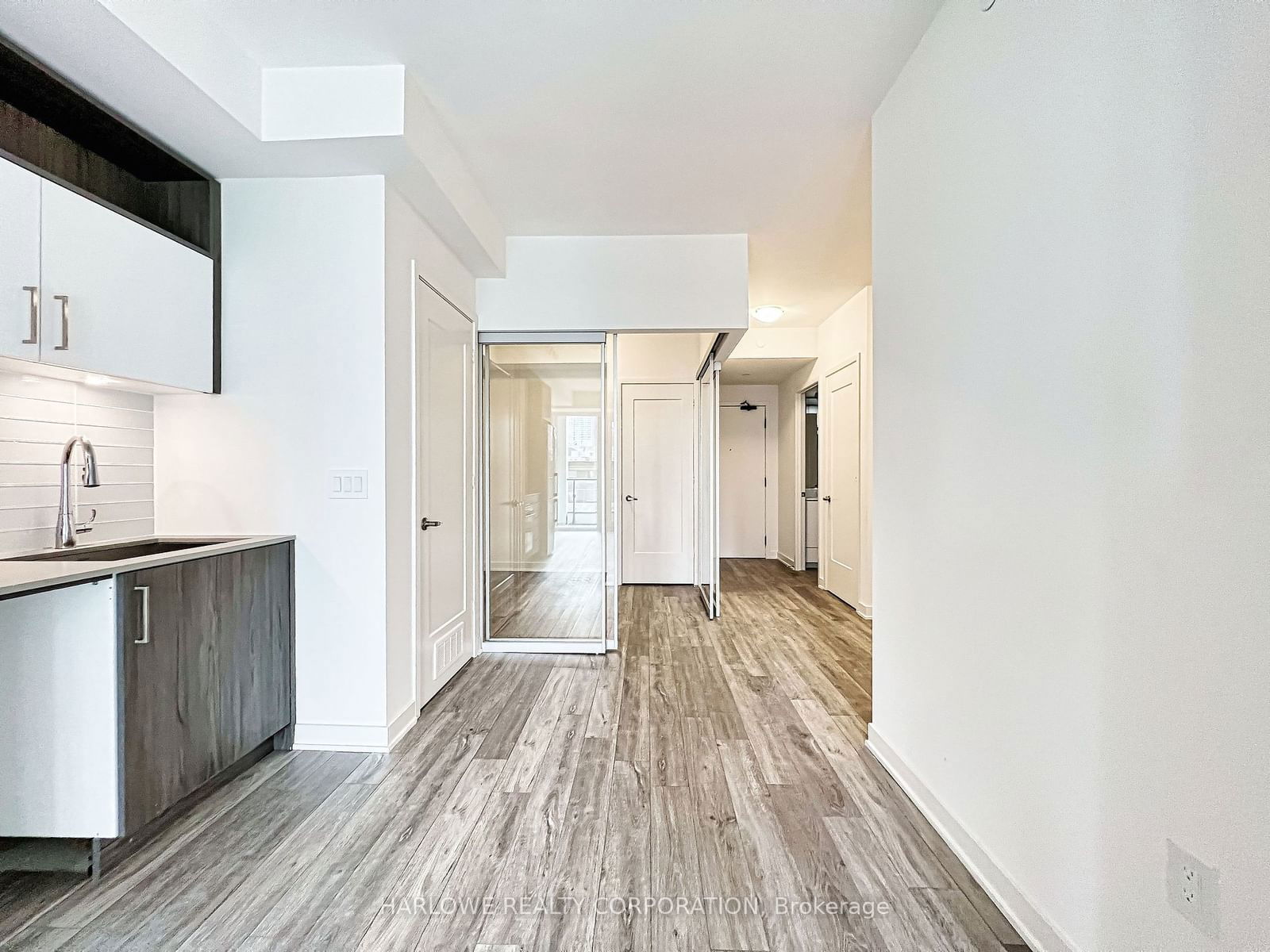 121 Lower Sherbourne St, unit 656 SW for rent - image #4