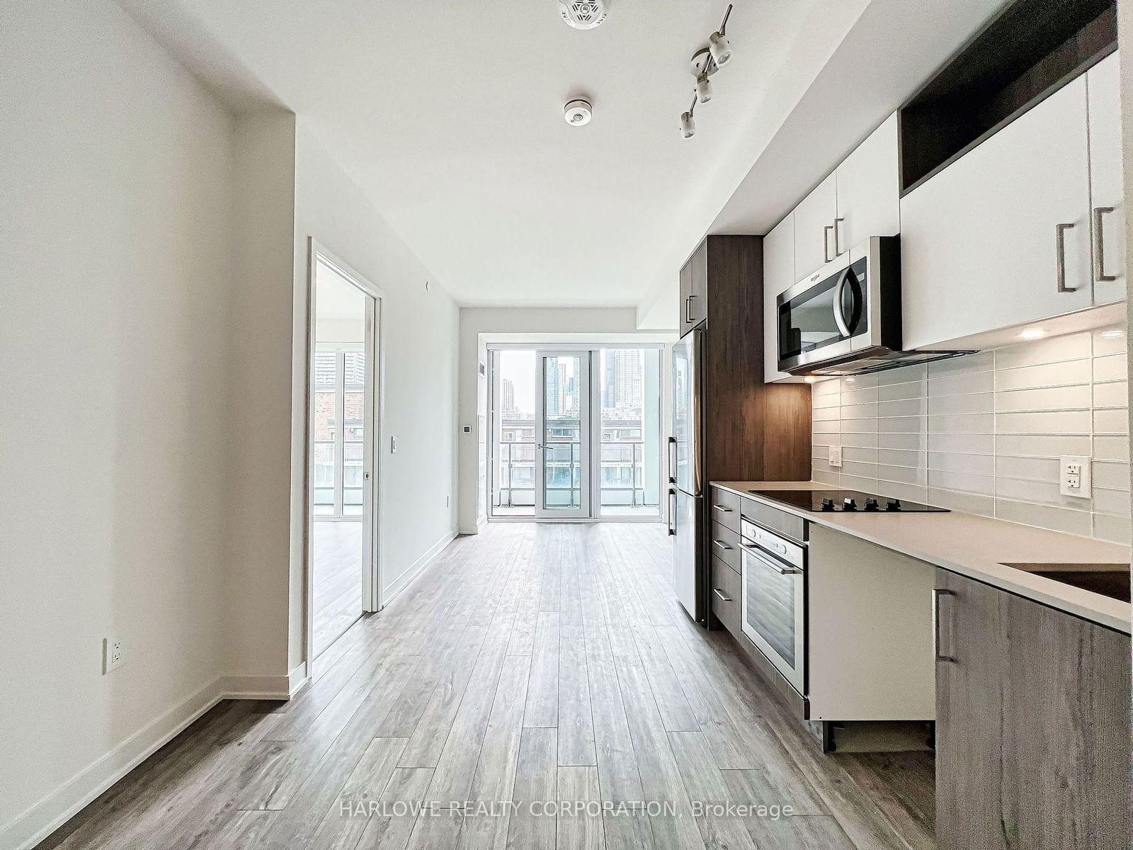 121 Lower Sherbourne St, unit 656 SW for rent