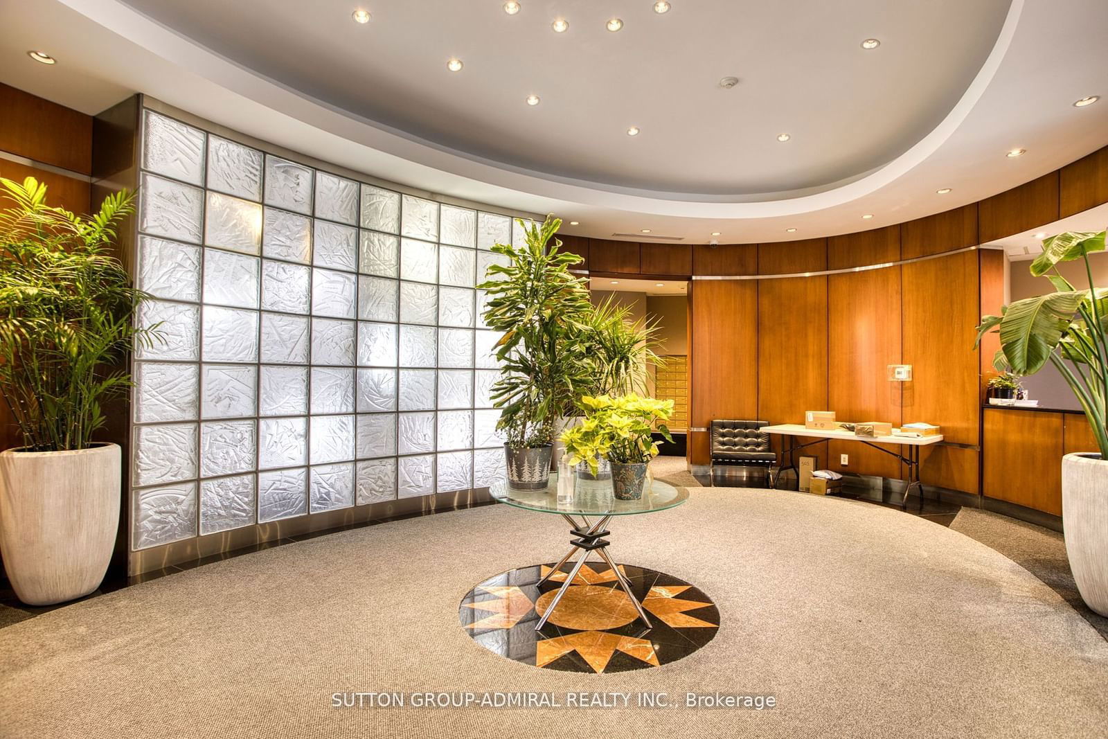 1121 Bay St, unit 707 for sale - image #28