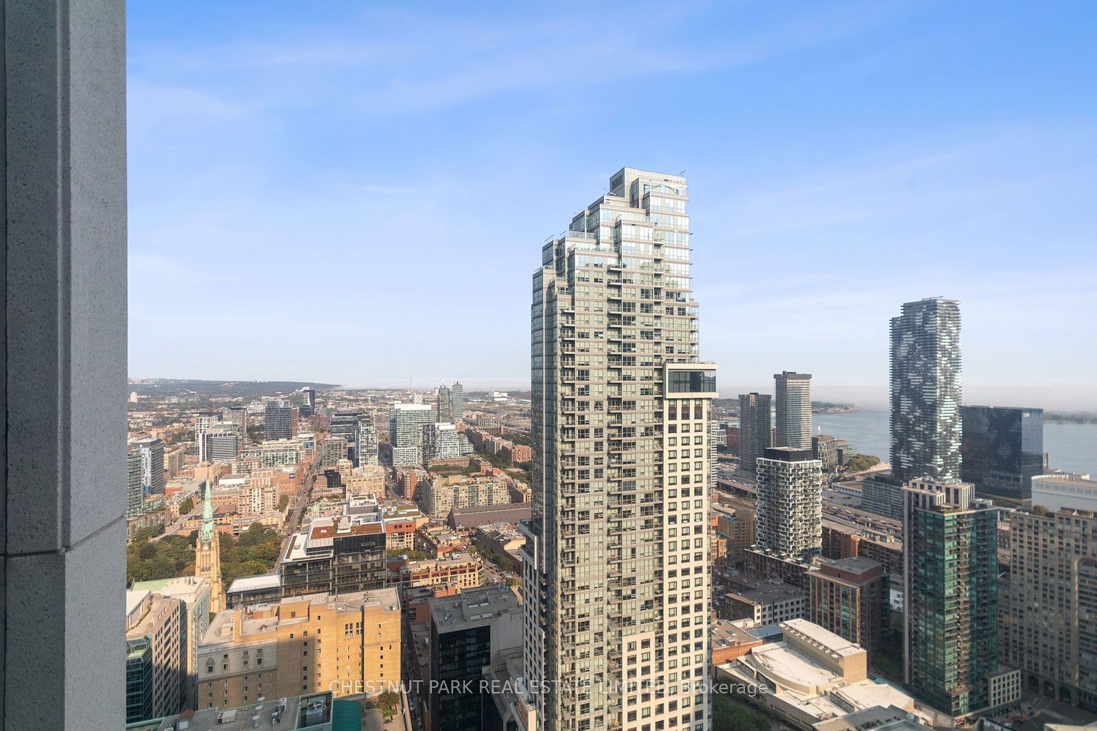 1 King St W, unit 4408 for sale