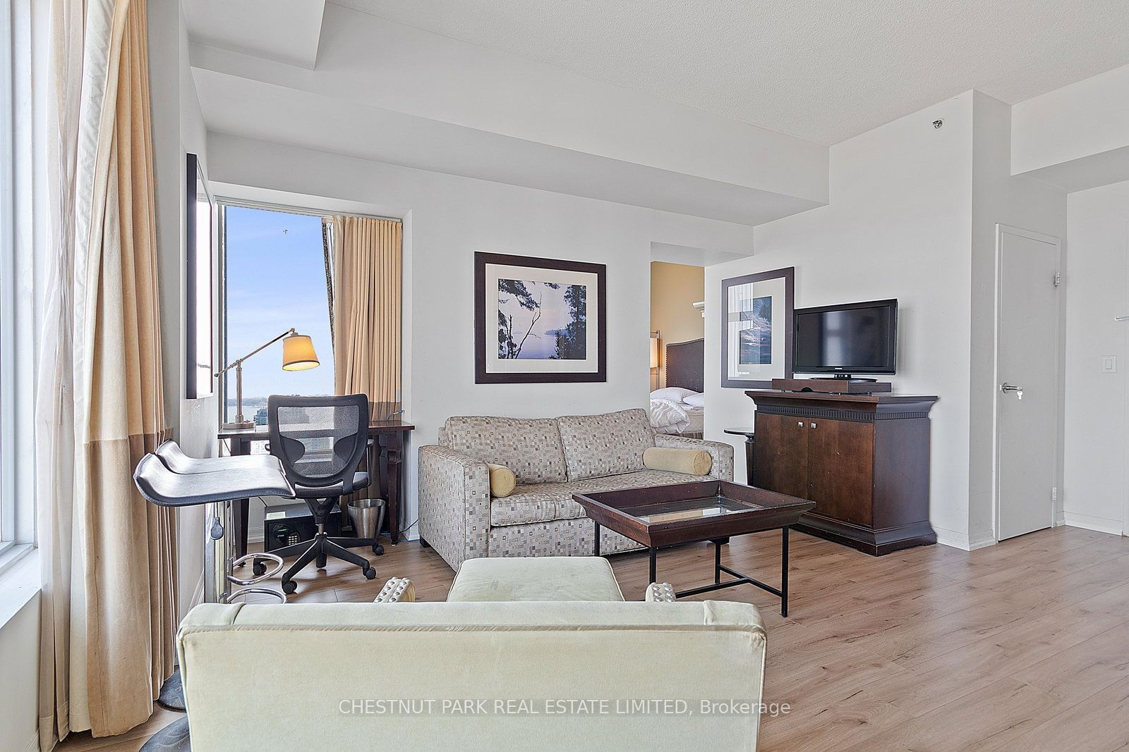 1 King St W, unit 4408 for sale - image #4