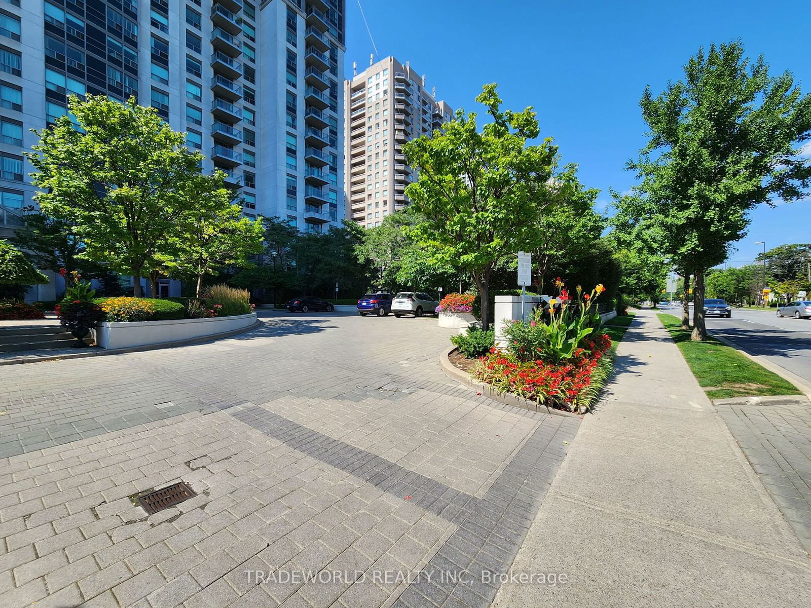 188 Doris Ave, unit 211 for rent - image #17