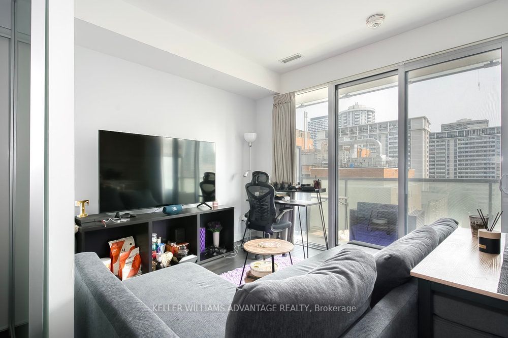 28 Wellesley St E, unit 603 for rent - image #9